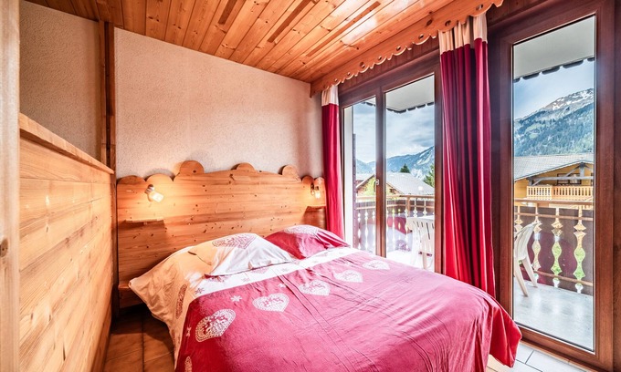 Chatel Apartamento | Apartamento estudio 'L'Ourson - 4 Pers' con vistas a la montaña, balcón y Wi-Fi