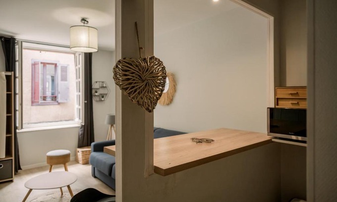 Rodez Apartamento | Studio La Porte de l'Embergue