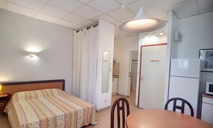 Lamalou-les-Bains Apartamento | Studio Lamalou-les-Bains, 1 pièce, 2 personnes - FR-1-451-78