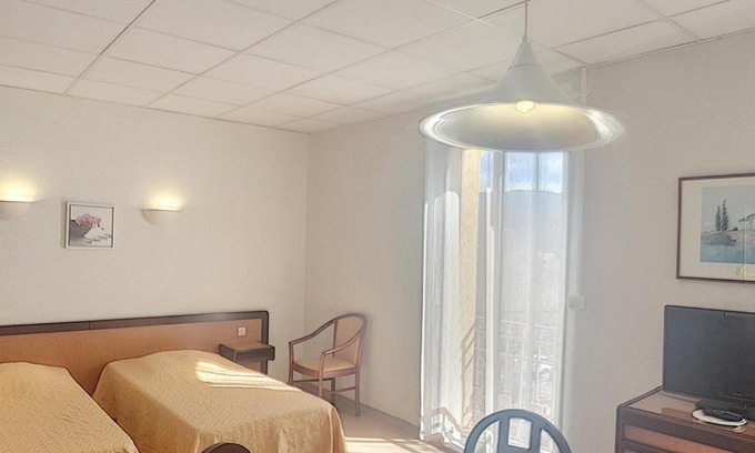 Lamalou-les-Bains Apartamento | Studio Lamalou-les-Bains, 1 pièce, 2 personnes - FR-1-451-81
