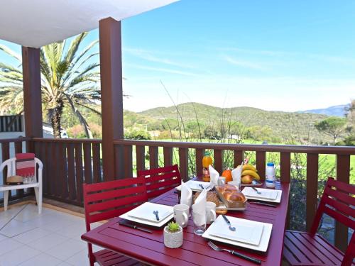 Sarzay Apartamento | Studio Le village C3 215 by Interhome