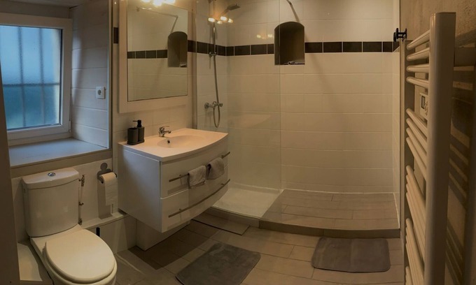 Giez Apartamento | Studio located in giez, haute savoie. enjoy life between mountains and lake.