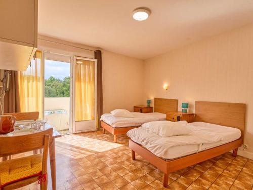 Barbotan-les-Thermes Apartamento | Studio lumineux avec balcon exposé sud pour 2 personnes - FR-1-841-46