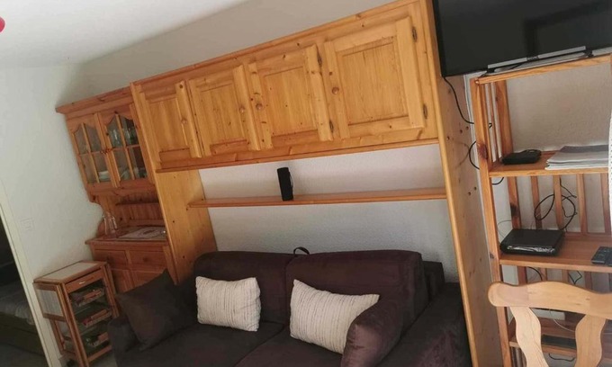 Chatel Apartamento | Studio lumineux avec terrasse, proche remontées mécaniques - Logement 3 personnes à Châtel - FR-1-676-180