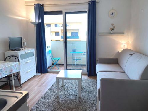 Balaruc-les-Bains Apartamento | Studio lumineux avec balcon exposé sud, tout équipé et classé 2 étoiles. - FR-1-553-139