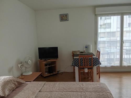 Faubourg de l'Arche Apartamento | Studio Lumineux