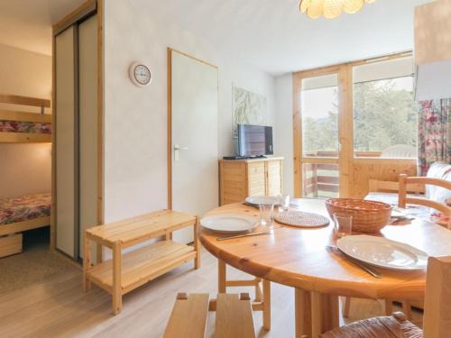 Montalbert Apartamento | Studio lumineux · Ski aux pieds · Balcon privé - FR-1-181-2454