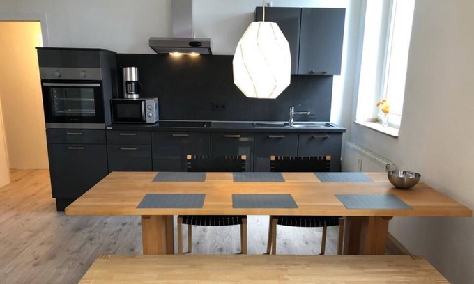 Moersenbroich Apartamento | studio m - Sunny fully furnished 3 bedroom apartment in Düsseldorf