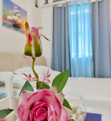 Valenzuela Apartamento | Studio Marine Theme by Emman & Jovy Staycation
