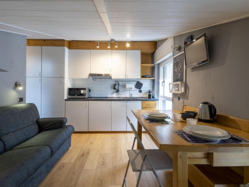 Madesimo Apartamento | Studio Mater Studio Flat by Interhome
