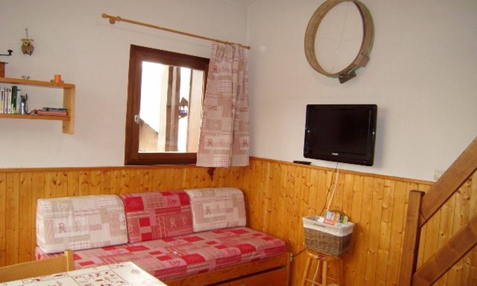 Cohennoz Apartamento | Estudio-mezonita 4 pers, mascotas ok, parking, cerca de pistas y tiendas