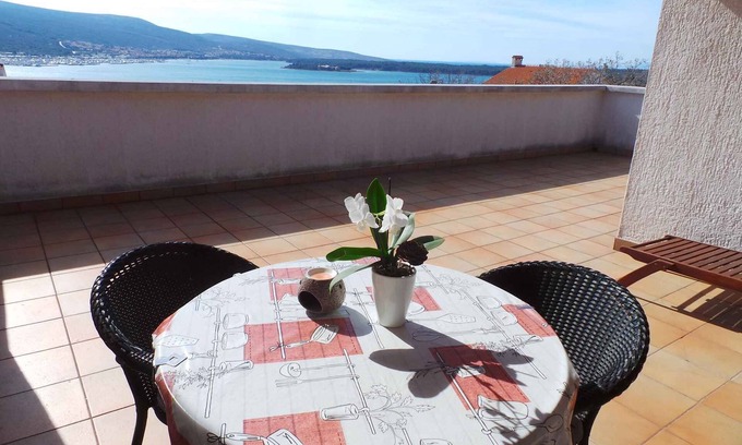 Kornic Apartamento | Apartamento vacacional con gran terraza