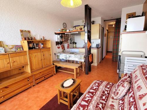 Saint-Michel-de-Chaillol Apartamento | Studio Montagne 5 pers. - Terrasse Sud - Proche Commerces et Activités - FR-1-393-5