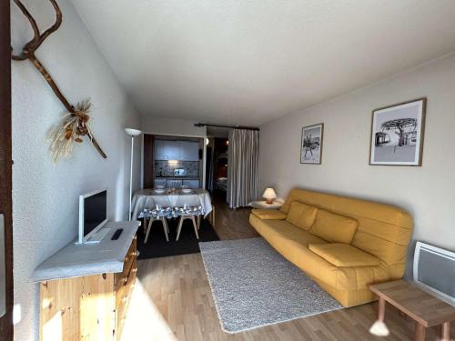 Montgenevre Apartamento | Studio montagne 4 pers. avec balcon, pistes à 100m, parking, local à skis - Montgenèvre - FR-1-330D-77