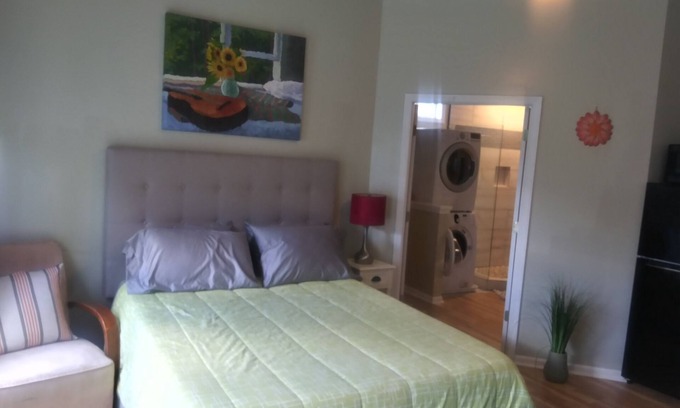 Mount Pleasant Casa | Estudio cerca de la Isla de Palm Beach / Precio especial $ 115 por noche