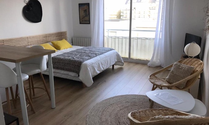 Le Pouliguen Apartamento | Studio neuf , à 2 pas de la plage et du port