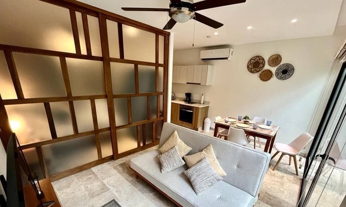 Área de la calle 12 Condominio | Studio next to 5a avenida