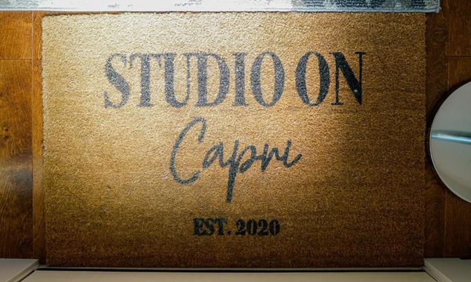 Brentwood Cama Y Desayuno | Studio on Capri