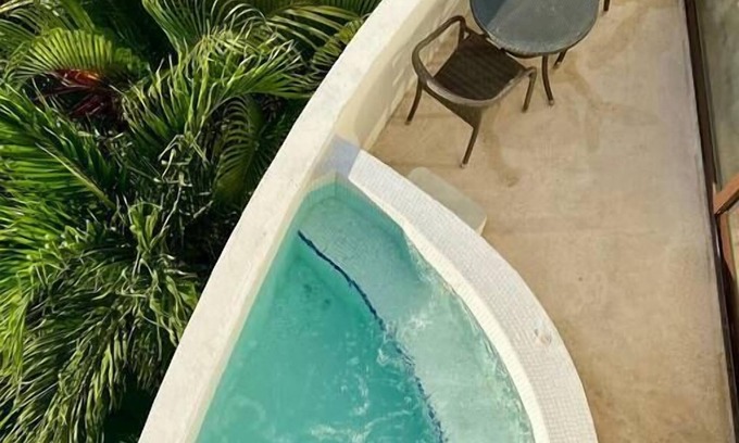 Francisco Uh May Casa | A completar