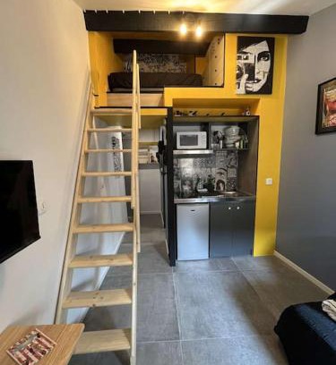 Villeneuve-les-Avignon Apartamento | Studio Pop Art Villeneuve