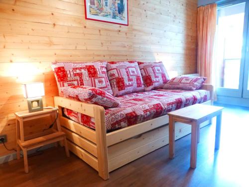Brides-les-Bains Apartamento | Studio pour 4 personnes, centre-ville, proche télécabine et thermes, Brides-les-Bains - FR-1-512-157