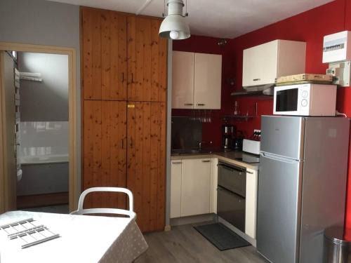 Arette Apartamento | Studio pour 4 personnes avec ascenseur, parking gratuit et accès direct aux pistes - FR-1-602-82