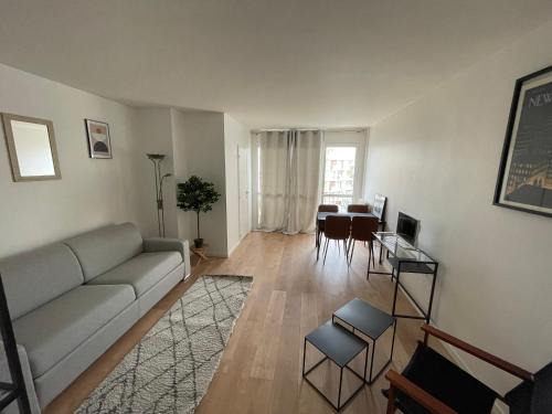 Republique–Point-du-Jour Apartamento | Studio pour 2 personnes avec Balcon Metro Marcel Sambat