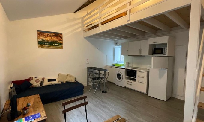 Richebourg - Saint-Clement Apartamento | Studio proche cathédrale