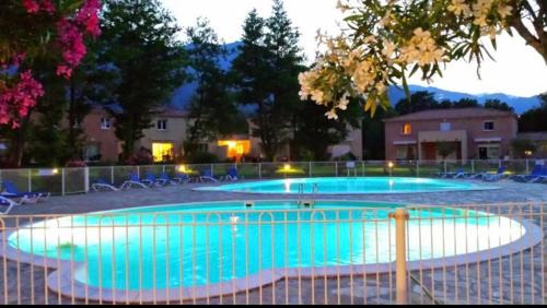 Santa-Maria-Poggio Apartamento | Studio résidence les Villas de Melody