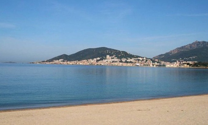 Bastelicaccia Apartamento | ESTUDIO CON ALQUILER MAR
