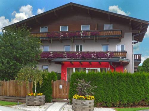 Maishofen Apartamento | Studio Rupertus-5 by Interhome