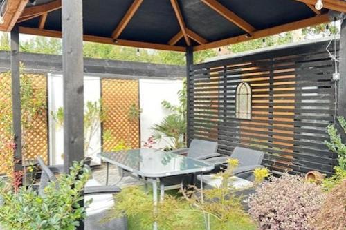 Toddington Apartamento | Studio-Sleeps 2 -PetFriendly-WiFi