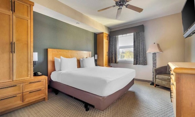 South Lake Tahoe Complejo | STUDIO STANDAR LAKE VIEW @Hilton Vacation Club Lake Tahoe Resort South