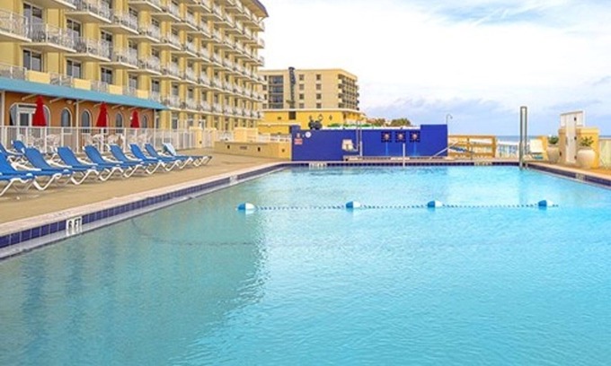 Ormond Shores Complejo | Studio Street View, Luxury Condo, Ormand Beach, Florida 3673987