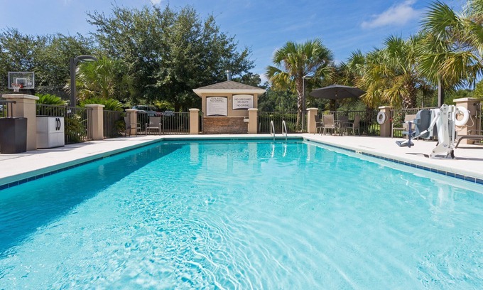 Tallahassee Apartamento | Studio Suite Near Florida State University | Free Breakfast + On-Site Business Center