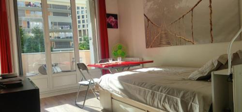 Porte de la Chapelle Apartamento | Studio sur le métro 12 pour Montmartre