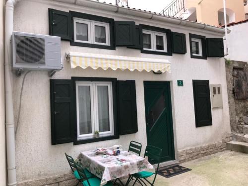 Baska Apartamento | Studio SVETOZAR