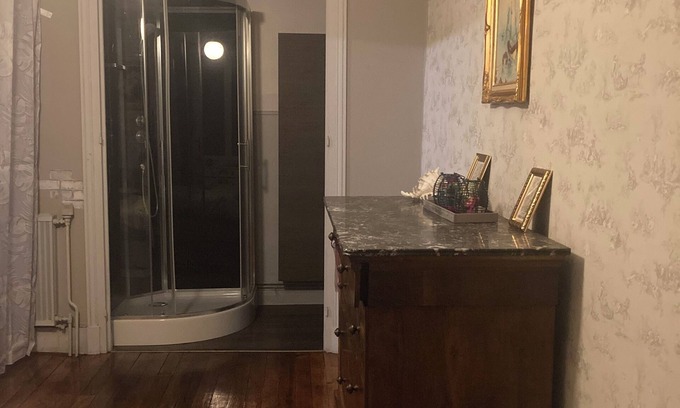 Priay Apartamento | Studio -terrace two minutes from the Ain river and its pebble beach