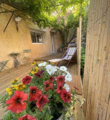 La Celle-sous-Gouzon Apartamento | Studio Terrasse Le petit cabanon
