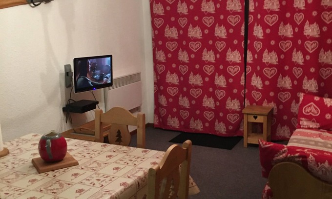 Bonneval-sur-Arc Apartamento | Studio Tout Confort Face aux Pistes!