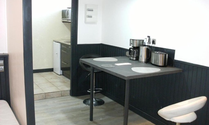 Vic-sur-Cere Apartamento | studio vic 2.0