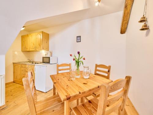 Janske Lazne Apartamento | Studio Villa Belvedere-5 by Interhome