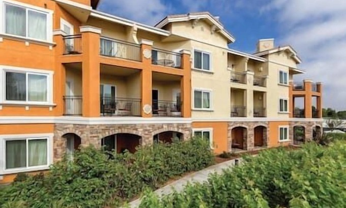 Napa Complejo | Studio Vino Bello Resort and Spa, Pool, Hot Tub