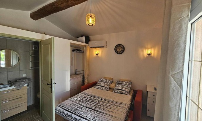La Motte Casa | Studio Vu sur l'O2 Là