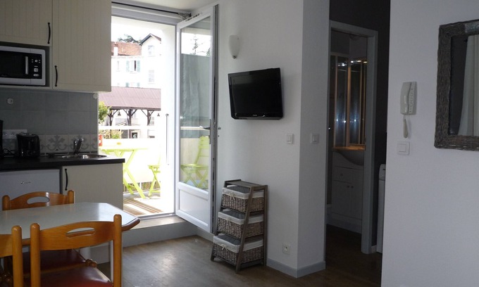 Thonon-les-Bains Apartamento | Estudio con balcón en el centro de Thonon, cerca de los baños termales, 2 personas