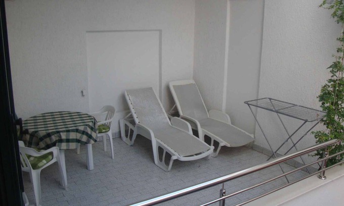 Vodice Apartamento | Apartamento vacacional con balcón y aire acondicionado