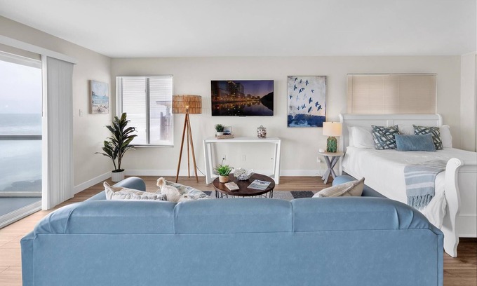 South Oceanside Apartamento | Studio with Beach Access