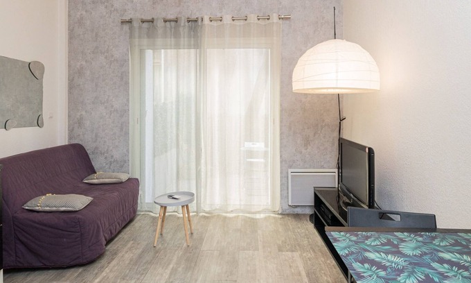 Les Arceaux Apartamento | Studio with courtyard
