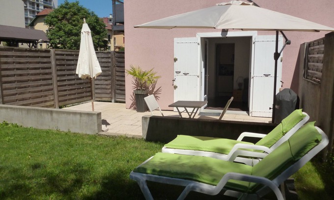 Thonon-les-Bains Apartamento | Estudio con jardín muy cerca del centro de Thonon Baños
