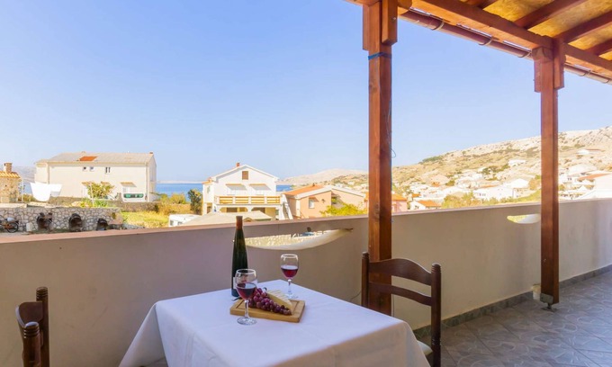 Metajna Apartamento | Studio with sea view, free WiFi, free parking